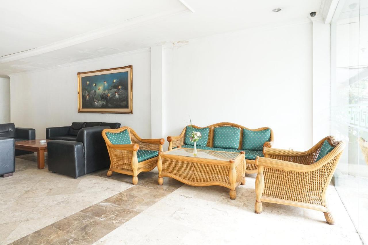 Homestay 3 Surabaia Exterior foto